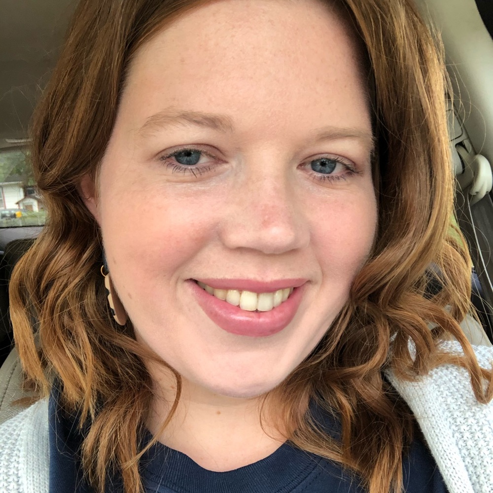 Meet your Posher, Danielle